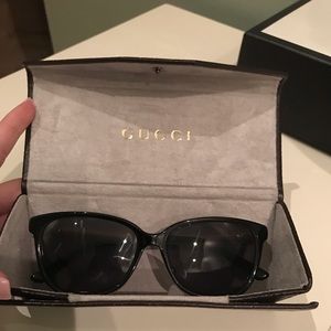 MAKE AN OFFER!!!! BRAND NEW GUCCI SUNGLASSES